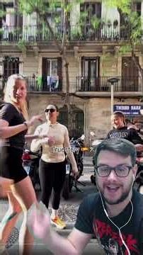 This happened to some tourists while they were filming themselves in Barcelona 😮