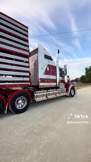 👳🏿‍♂️👳🏿‍♂️#raja #kenworth #gen2 #sagassertransport #2025 #oldschool @Lachlan @Ryker montague @Bailey_henry @💙Acacia.Rhodes37💙 @Grace💙🚛💨 @cj media 🃏⚡️🚛🌾💨 @Shaunalbinus💙🚛💨 @Aus.Truck.Spottin💙🚛💨