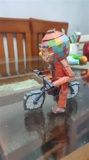 Chicletera y Bicicleta en Papercraft: Creatividad en Manualidades