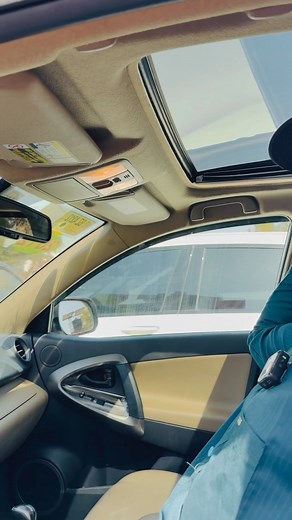 TOYOTA RAV4 2010 LIMITED FULL OPTION DÉDOUANE TOUS FINIS. ESSENCE 4 CYLINDER TRE PROPRE BIEN CLIMATISÉ DERNIER PRIX : 7.900.000f. Tel : 76030603 | Haidara Service Commercial