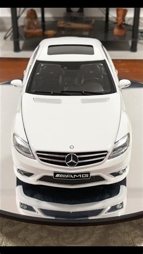 Mercedes-Benz CL63 AMG