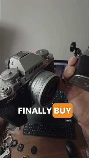 The X100VI vs the X-T5. #fujifilm #photography #x100vi #xt5