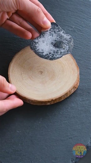 Crafting a Stylish Metal Money Clip in a Minute! 💼✨