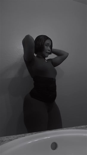 Turn around turn around | turning around dance