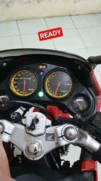 DI JUAL CEPAT HONDA CBR OLD 2006 MERAH MULUS FULL ORISINIL