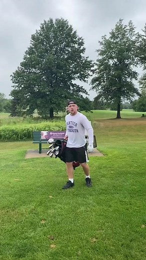 Tired of these bogeys boys #practiceswing #fyp #golf