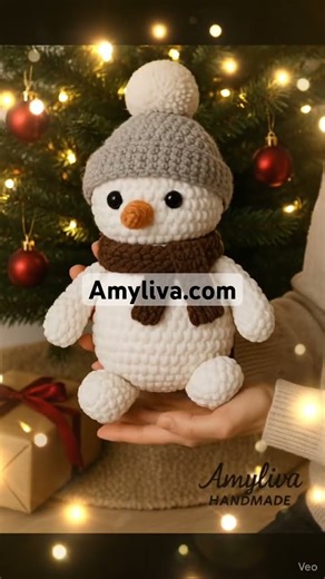 EASY Amigurumi Snowman Free Crochet Pattern for Beginners ⛄ (Step-by-Step Tutorial #shorts #short