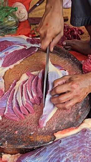 Improve Your Meat Cutting Skills Today #foryou #meat #meatmarket #usa #viralvideo #ai