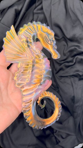 See through seahorse #demold #demolding #demoldingresin #resin #epoxy #art #seahorse #colorshift #clear #handmade #handcrafted #sealife #sealifeart #decor #fyp #metamav #trending #reels | Designs By Lucian's Mom LLC