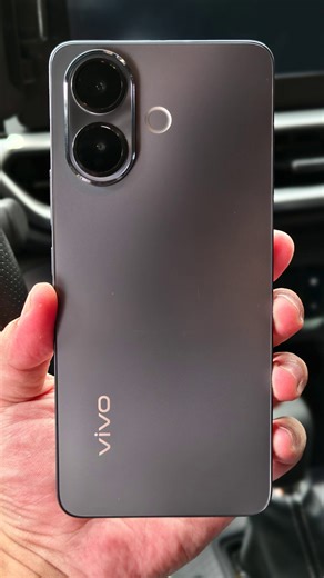 Smarter trips, zero hassle! With Google Gemini on the vivo V60 Lite, real-time traffic and weather info is just one long press away. #vivoV60LitePopPinkPhone #vivoV60LiteNonstopFun | vivo