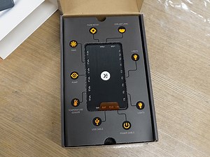 多数の冷却ファンやLED機器を制御できる「EK-Loop Connect」が入荷