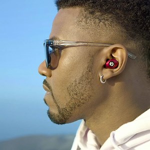4.8K views · 370 reactions | You get an extra 15% off these $80 earbuds. | Raycon | Facebook
