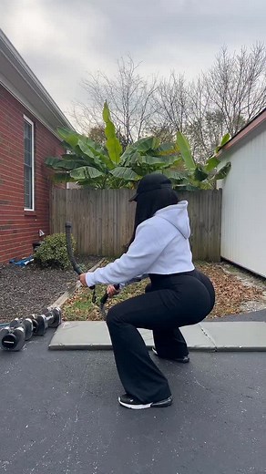 29 reactions · 7 comments | Battles Ropes without the rope 料 I found these weighted cordless battle ropes on TikTok Shop and they are a game changer for upper and total body workouts, they are currently on sale with free shipping 﫶 #battleropes #cordlessbattleropes #battlerope #battleropesworkout #homeworkout #totalbodyworkout #instagym #fitness #explore #explorepage #armworkout | Toddy Nachelle | Facebook