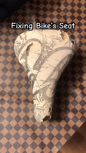 How to fix old bikes seat and give new look! Check the complete video#trendingshorts