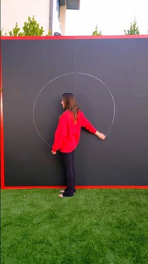 Can You Draw The PERFECT circle?