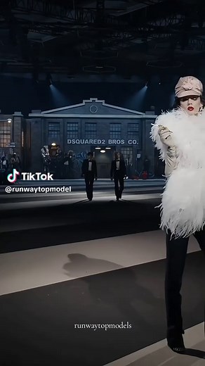 Bachbuquen Runway Walk at Dsquared2 Fall Winter 2025