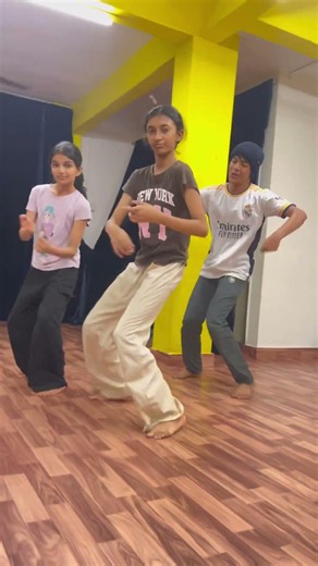 Chico 🔥🕺 viral dance video learn dance step by step #viral #viraldance #trendsong #learndance