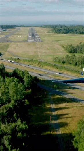 Luxury Jetora on Instagram: "✦✧ Embraer Praetor 500 — Accurate Official Specifications Overview ✈︎✨ (All performance and technical data below are based exclusively on Embraer’s official Praetor 500 specifications.) ▸ Aircraft Identity & Role 🛩️ • Aircraft Type: Embraer Praetor 500 • Class: Super-midsize business jet • Role: High-performance executive transport for regional and intercontinental missions The Praetor 500 represents Embraer’s most advanced expression of the super-midsize category —