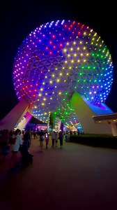 Spaceship Earth Imagination Light Show! #spaceshipearthsunday | See WDW