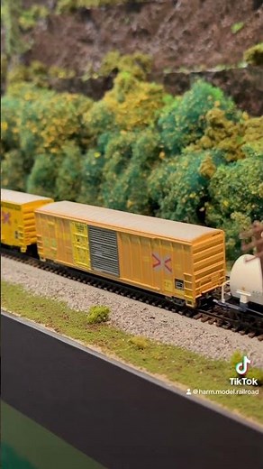 Dave DiCarlo’s N-scale CSX sand patch layout. #modelrailroad