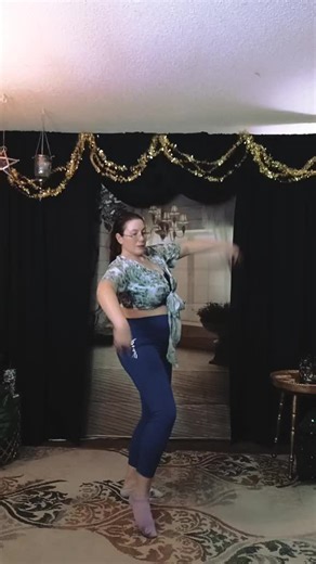 fakkarouni! #plussizebellydancer #GiveWithAllYourHeart #bellydancetiktok #bellydancer #bellydanceegypt #choreography #bellydancelife