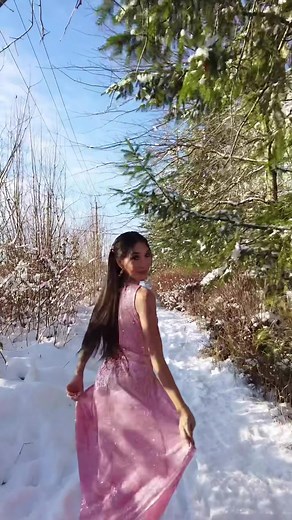 Walking into the new year like… ✨