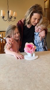 1.9M views · 4.7K reactions | kids make Cutest gift for Mom ❤️ Kids make cute Mother's day gypsum art craft using hands and flower This video was produced by Benson Crew, Network Media, and Benson Bros. | Paul & Kezzy | Facebook