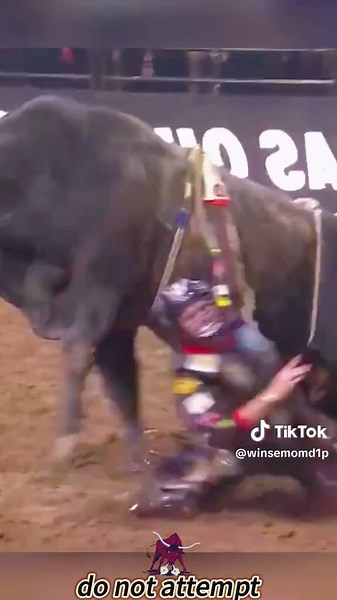 Epic Bullfighting Clips: Fierce Matador-Bull Clashes! #extremesports #funny #fight #bullfighting #crazy