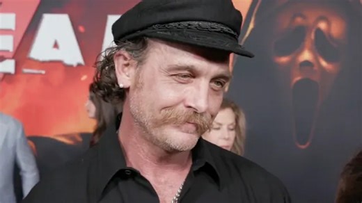 Ethan Embry Says Neve Campbell Made 'Scream 7' Set Feel Warm and Inviting | THR Video