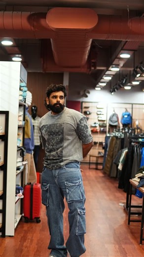 SNIPES MENSWEAR®️ on Instagram: "Oversized T-shirt × Baggy pants = Street style perfection 😎 Comfort, confidence & a bold look that never goes out of trend. Style it your way, wear it your vibe. 🔥 #SnipesMenswear #OversizedTshirt #BaggyPants #StreetStyleIndia #UrbanWear MensFashion CasualDrip TrendyFits ComfortWear EverydayStyle"