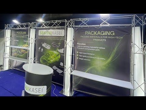 Step by step set-up guide for a 20FT Make A Booth Truss system Back-wall with shelves