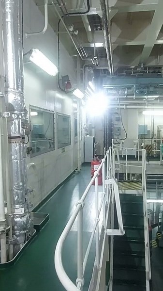 A glimpse of Ship’s Main Engine #maritime #seafarer #engine