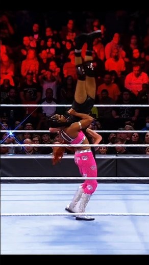 Bianca Belair Dominates Becky Lynch Absolute Power on Display#short