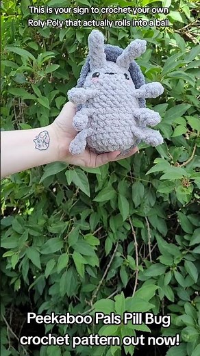 A crochet roly poly that actually rolls into a ball #crochet