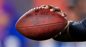 NFL Fans Are Freaking Out After Learning There’s A Tracking Chip In Footballs That The League Doesn’t Even Use (TWEETS)