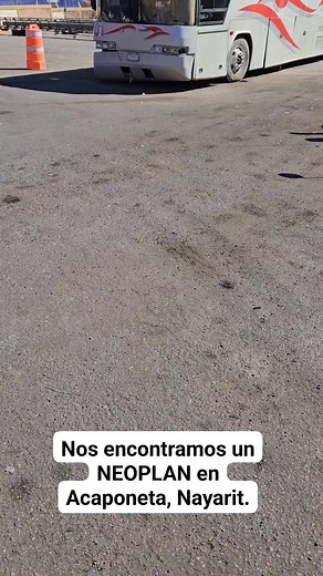 Nos encontramos con un NEOPLAN Cityliner en Acaponeta, Nay. ¿Viajaste en ellos? #AutobusesOnline #busologia | Autobuses Online