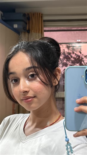 DESHNA DUGAD on Instagram: "Chase a chick , never chase a b*tch 🎭"