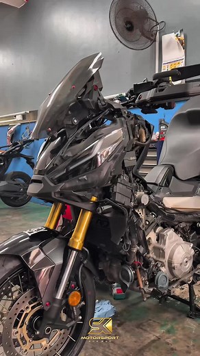 Honda XADV 750 Maintenance: Valve Clearance Adjustment