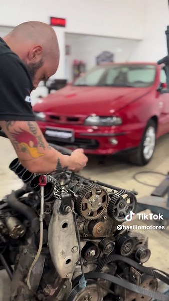 MAIS UM MOTOR FORA 🔥 MAREA 2.4 20V . . . . . . . . #custom #carros #turbo #aspirado #oficinamecanica #mecanica #motor #perfomance #auto #automotive #carrosantigos #carrosantigosbr #fiat #fiatmarea #marea
