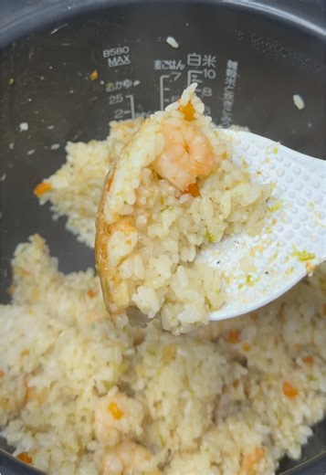 炊飯器で作る絶品ピラフ #resipes #food #料理 #簡単レシピ #時短レシピ