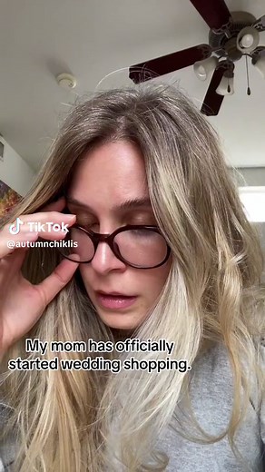 Would be cute, tbh 🤷🏼‍♀️ #weddings #motherdaughter #smothered #motherofthebride #bridetobe #momsoftiktok