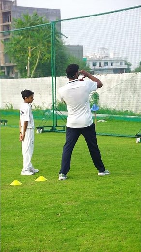 Working on Bowling Basics Of Beginners👍 #bowling #basic #cricket #short