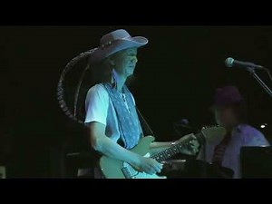 09 The Leading of The Leaving (Live 2013)