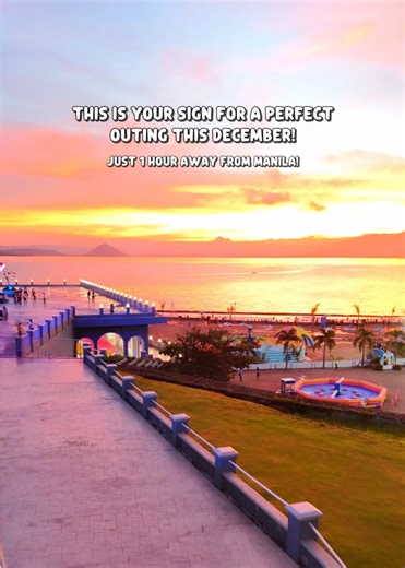 This is your sign to make December extra FUN! 💙❄️ Gather your family, barkada, or workmates and enjoy a day filled with bouncing, splashing, laughing, and unforgettable moments at Castle Inflatable! 🎉 From giant obstacle courses to the relaxing infinity pool, we’ve got everything you need for the perfect holiday outing. Make your December memories happen HERE! 🌟💦 📍 J Castles, Brgy. Gonzales, Tanauan City, Batangas 🎟️ Book now: www.jcastles.com #JCastles #castleinflatable #decemberouting #h