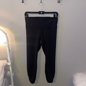 Nike leggings with runched bottom