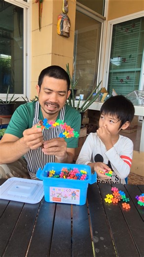 Has Dad brushed his teeth yet? 🤣 #NongPhop #pobfamily #3Dpull