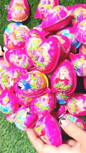 🎁 Kinder Surprise Egg Opening! What’s Inside? 🍫✨