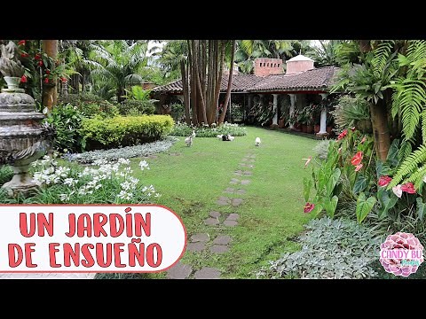 Tour of the MOST BEAUTIFUL GARDEN I've ever seen │Candy Bu