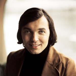 Karel Gott - Včelka Mája (Die Biene Maja) lyrics