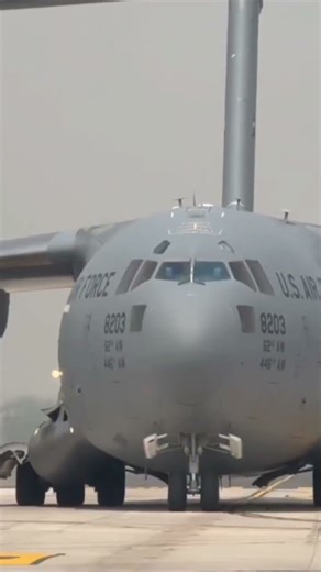 The Secret Cart-Start Method of the B-52 Stratofortress#B52 #B52Bomber #USAirForce #short#viral#